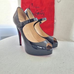 Christian Louboutin Black Patent Leather Maru Jane